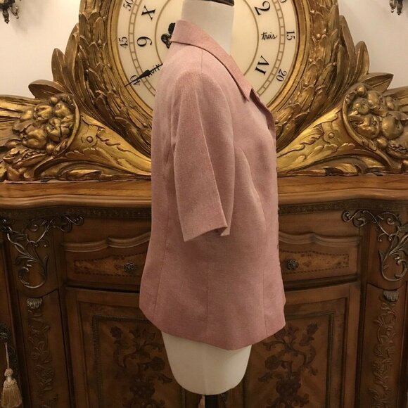 LE SUIT PETITES. Size 14P. Lined. Short Sleeve. Button Front. DB - Picture 3 of 5